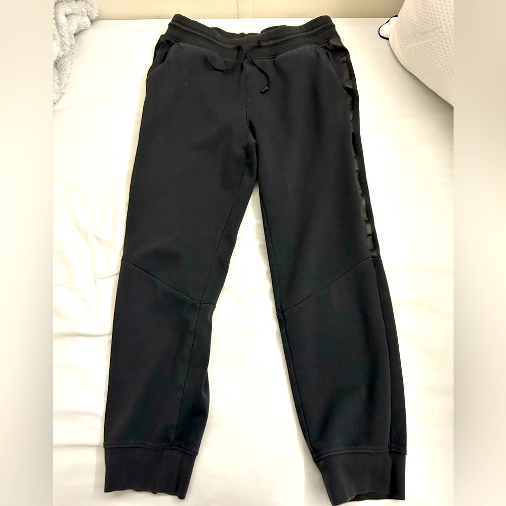 Sweat pants